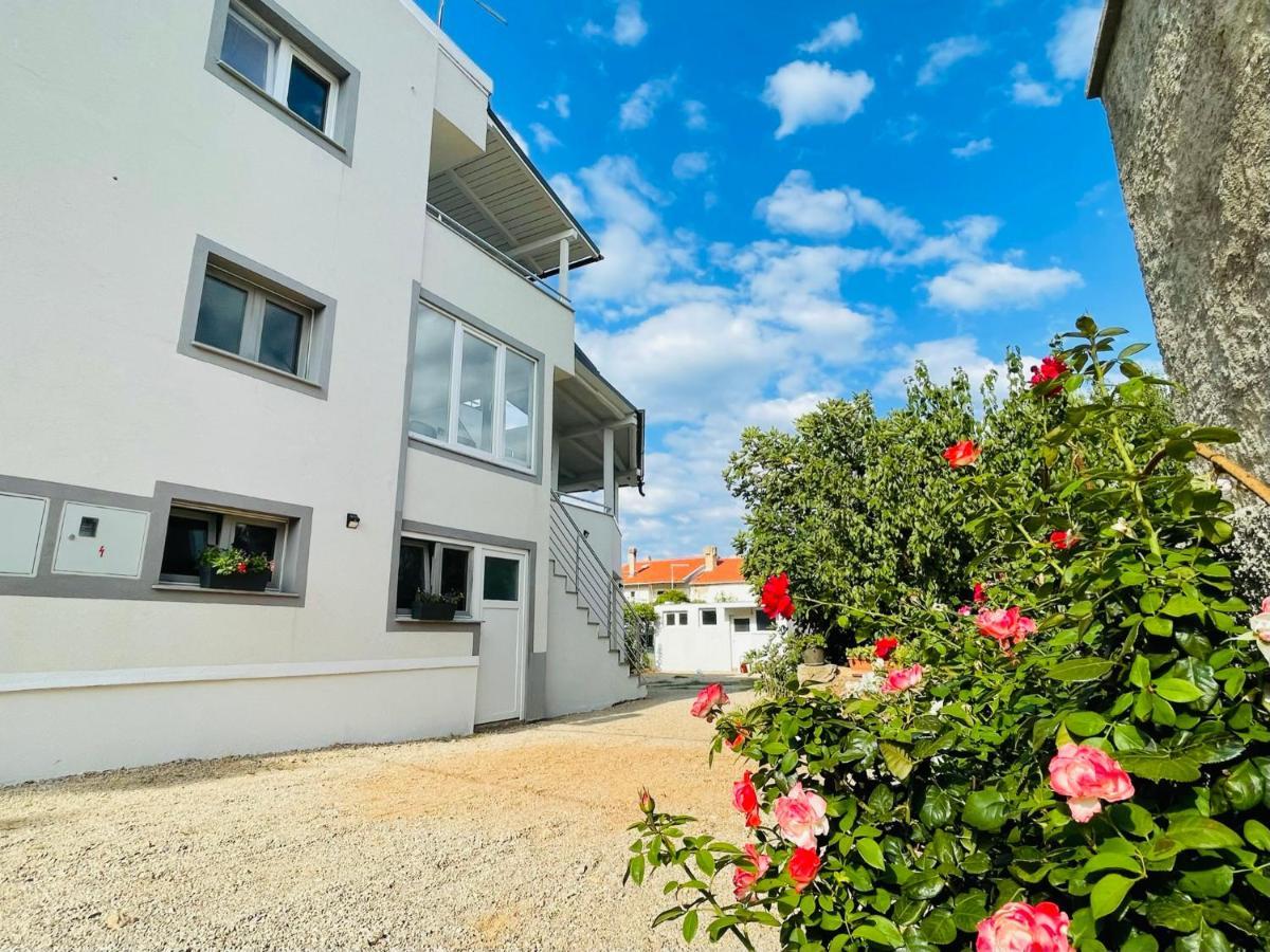 Beauty Living Jasmina Apartment Punat Exterior foto